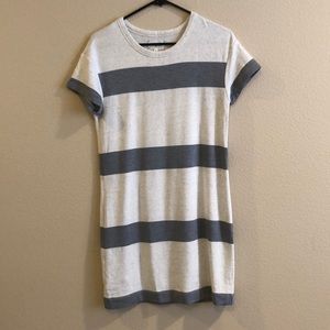Lou & Grey T-Shirt Dress in Size XS